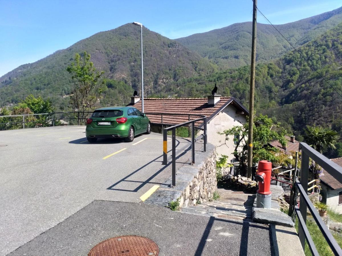 Willa Rustico "Casa Di Sasso" Intragna Zewnętrze zdjęcie