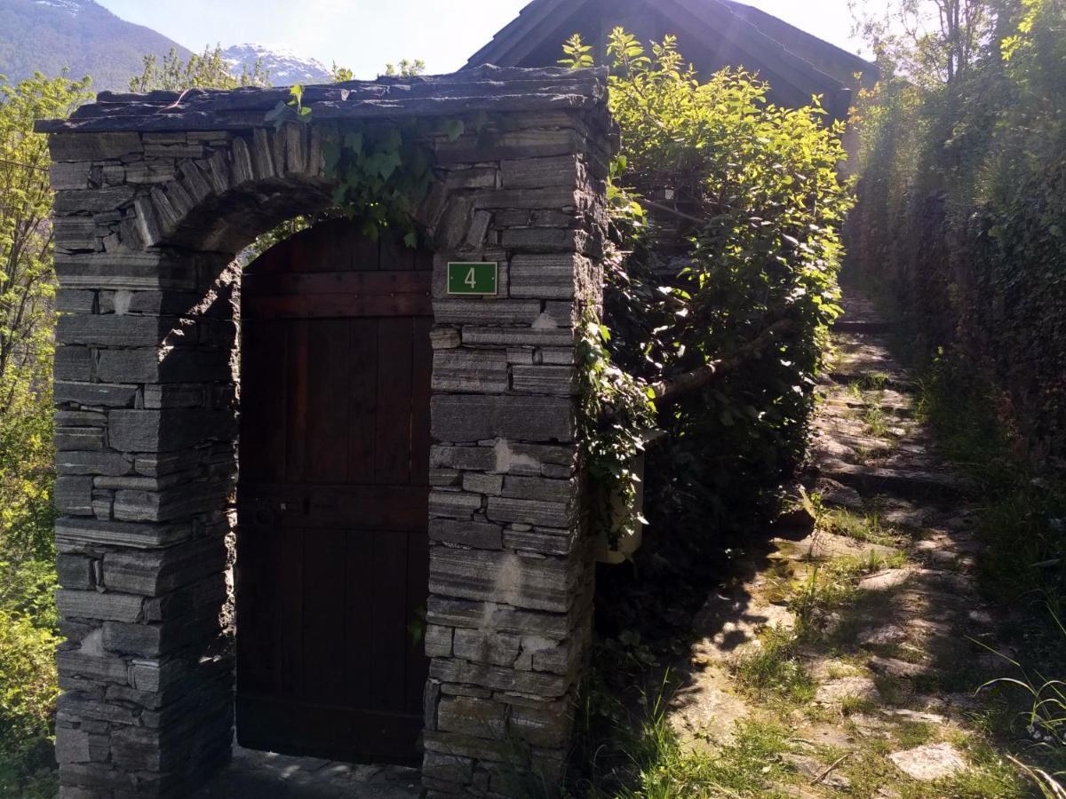 Willa Rustico "Casa Di Sasso" Intragna Zewnętrze zdjęcie
