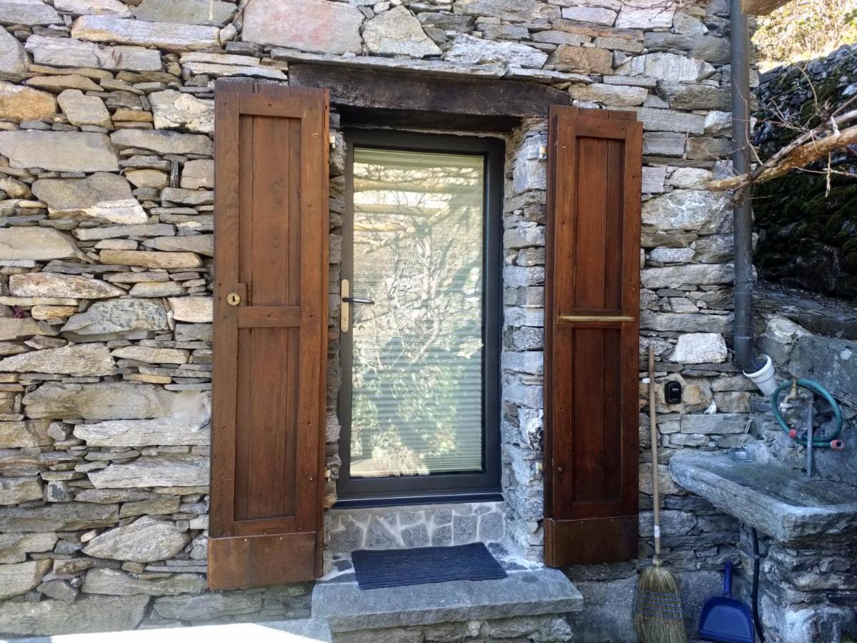 Willa Rustico "Casa Di Sasso" Intragna Zewnętrze zdjęcie